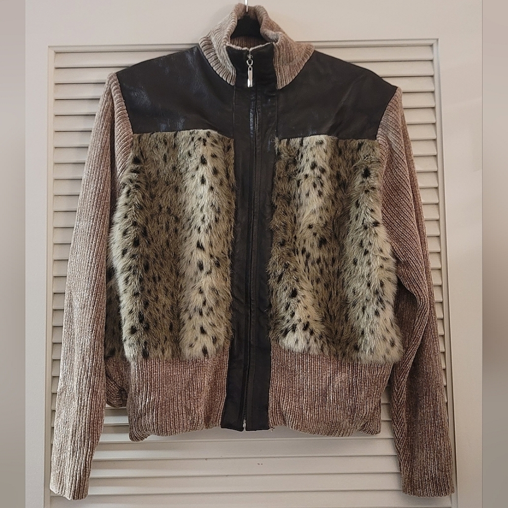 Lisa International- Faux Animal Print Vintage Zip-Up Sweater Jacket
